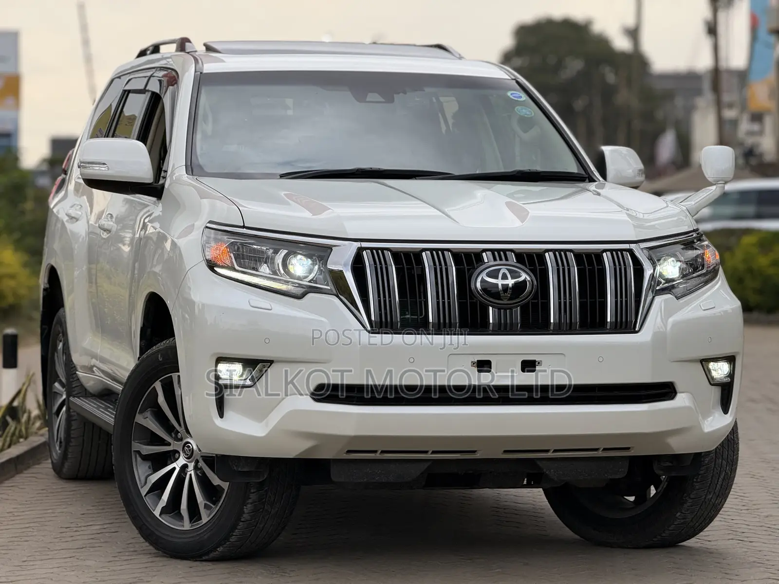 Toyota Land Cruiser Prado 2.7 2021 White