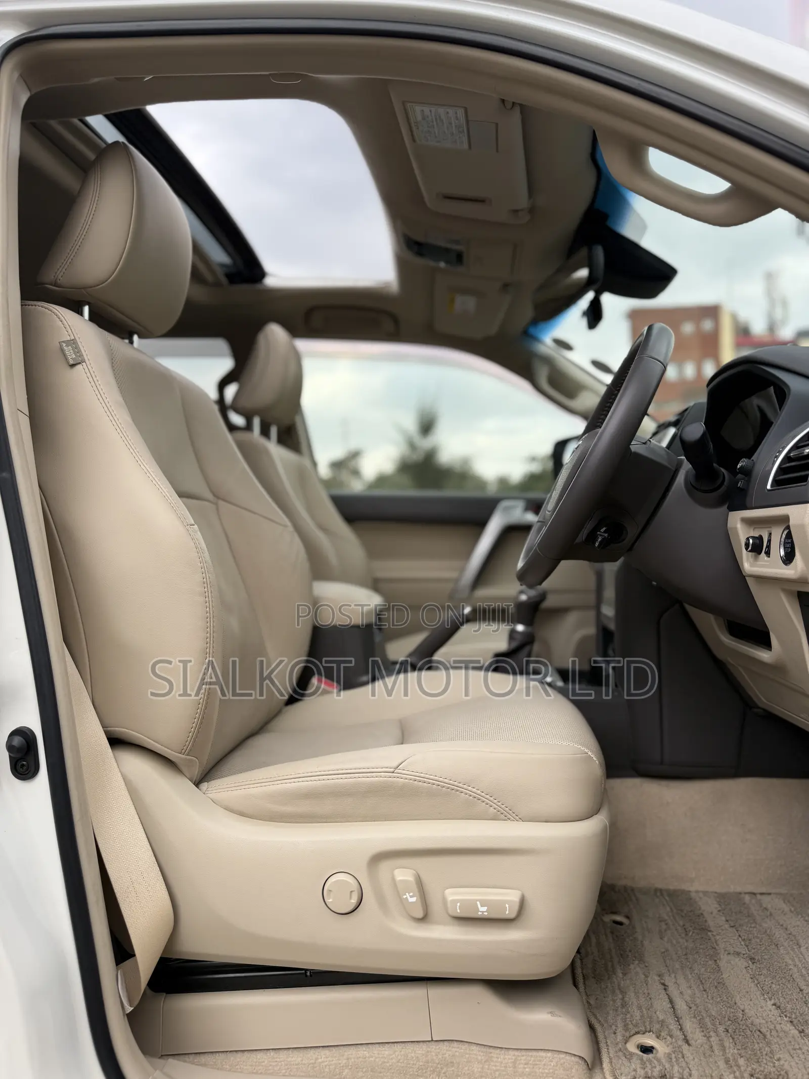 Toyota Land Cruiser Prado 2.7 2021 White
