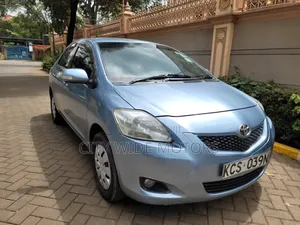Toyota Belta 2011 Blue