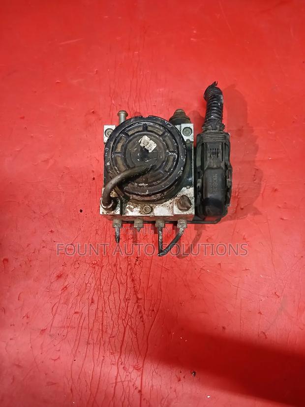 Abs Pump Nissan Note 2014 - thumbnail 2