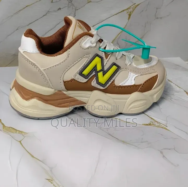 Kids New Balance 9060