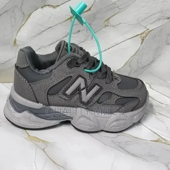 Kids New Balance 9060