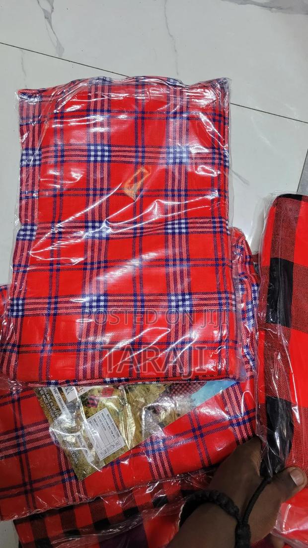 Authentic Maasai Shuka - Multi-Purpose African Checkered Blanket /Wrap - thumbnail 6