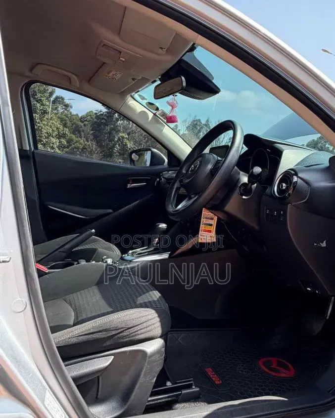 Mazda Demio 2017