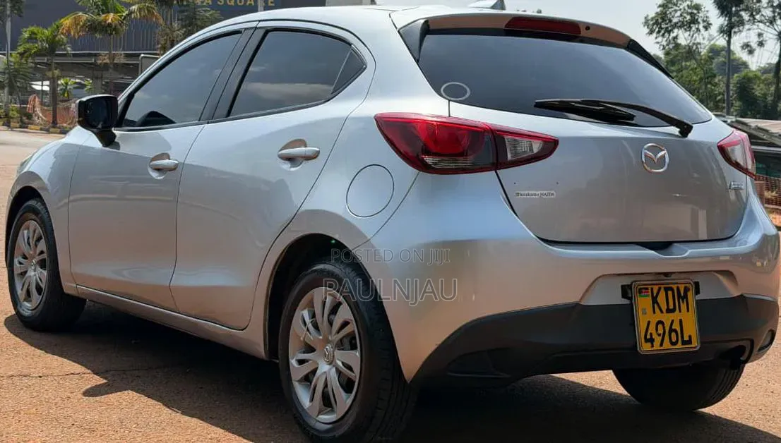 Mazda Demio 2017