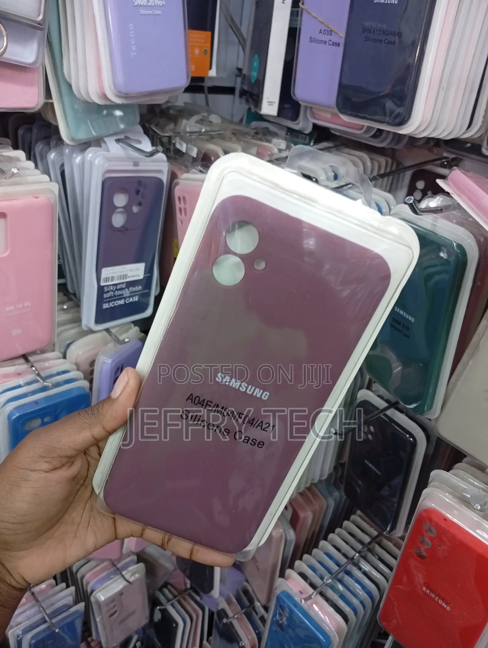 Samsung Galaxy A04e : Deep Burgundy/Plum Purple Finish Cover