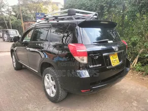 Toyota Vanguard 2013 Black