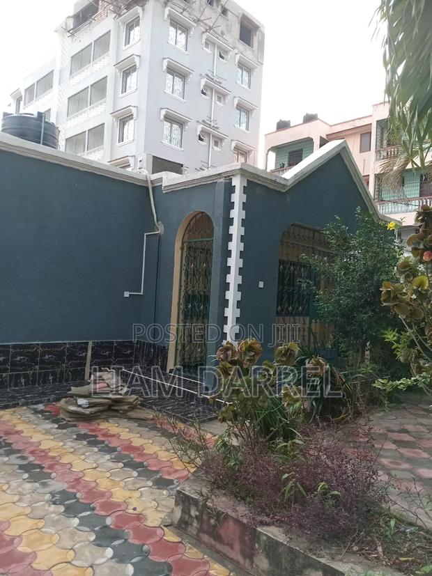 3bdrm Bungalow in Ajanta 3 Estate, Mtambo for rent