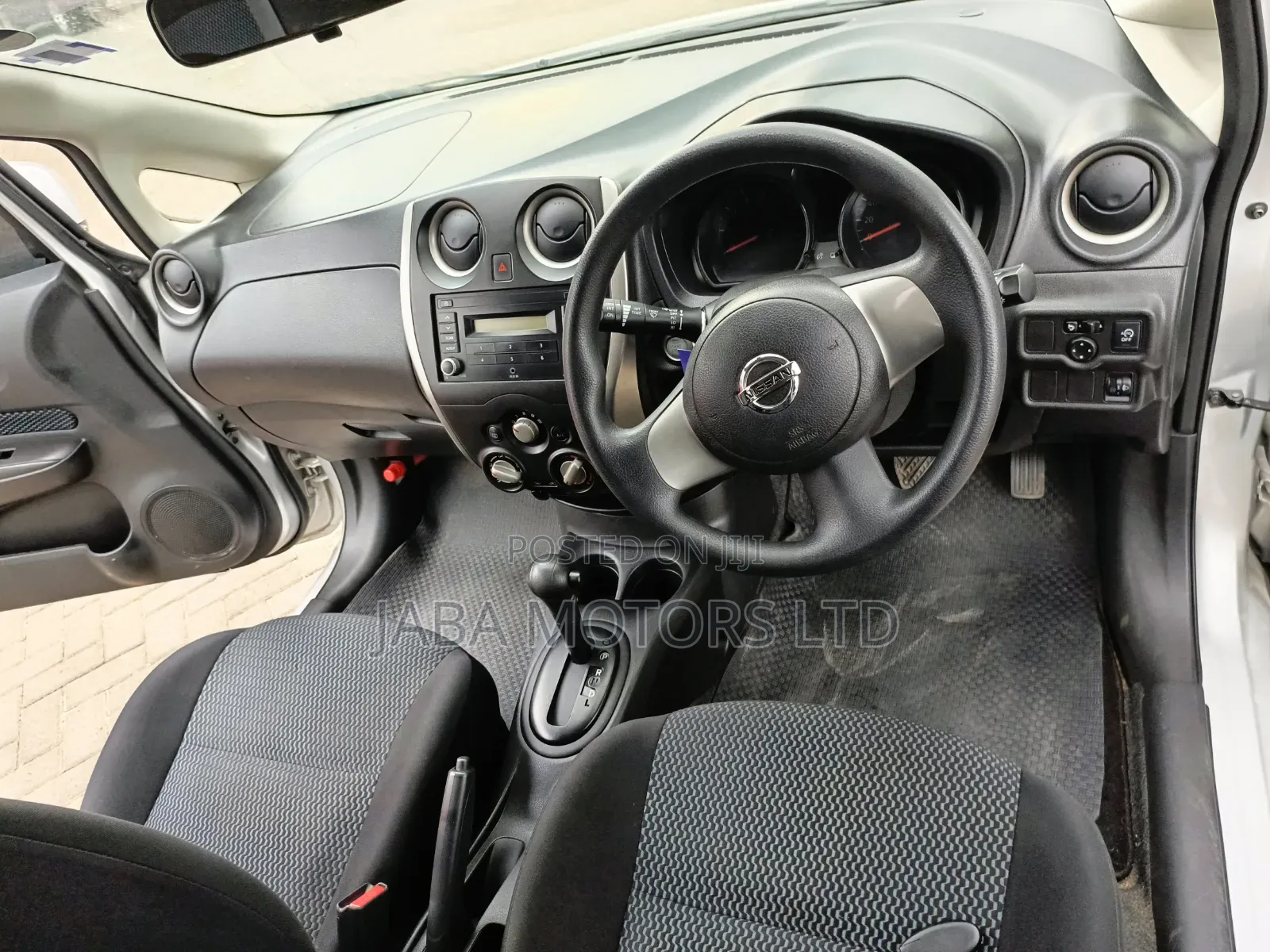 Nissan Note 2013 Silver