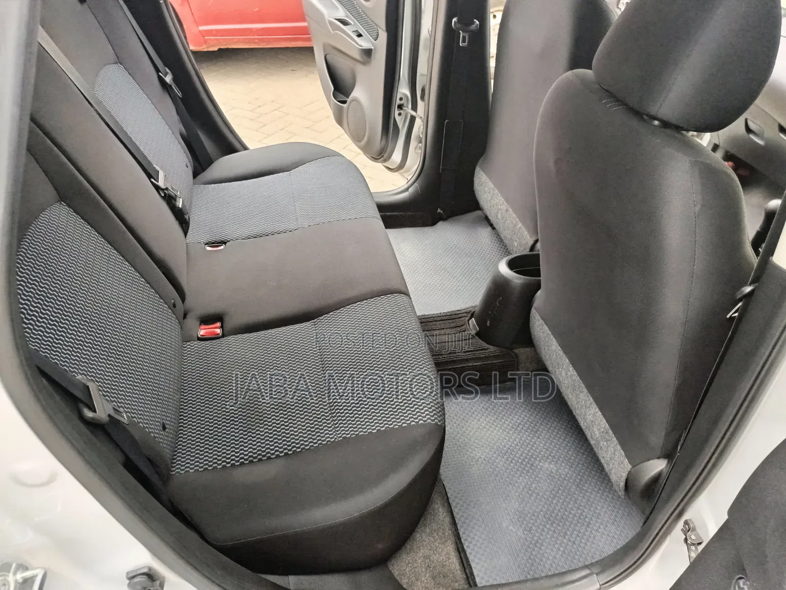 Nissan Note 2013 Silver