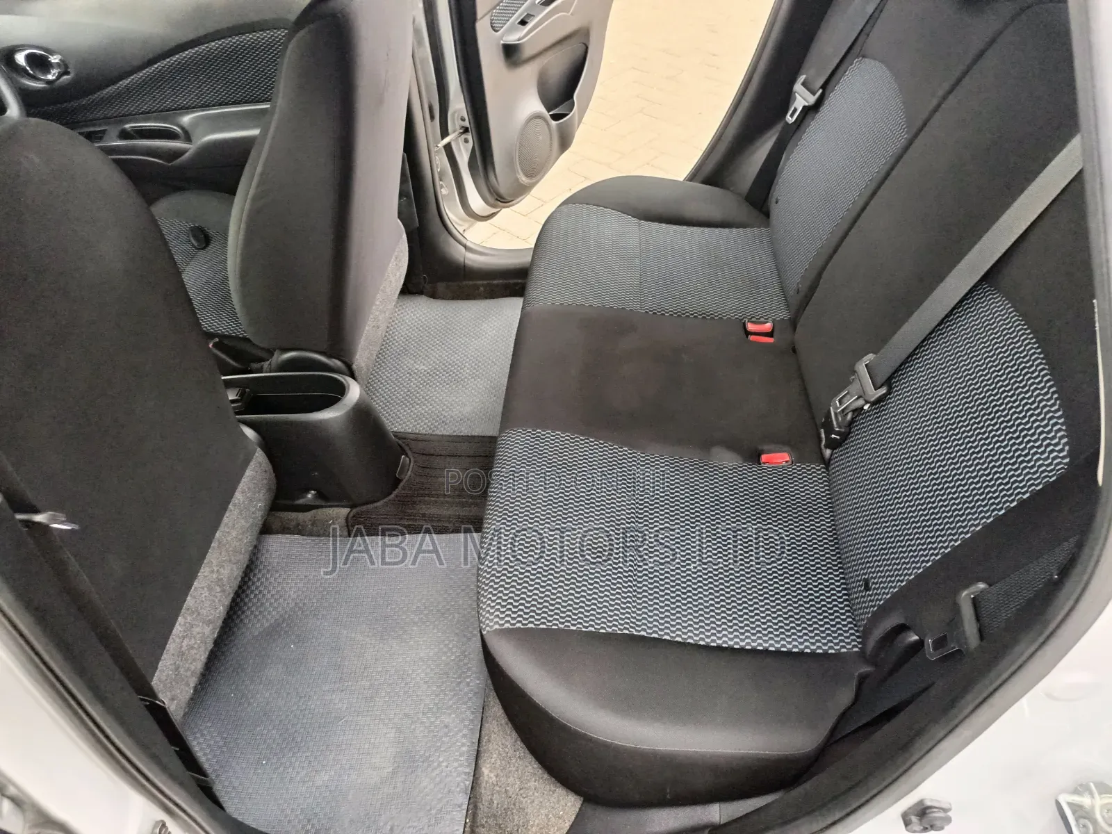 Nissan Note 2013 Silver