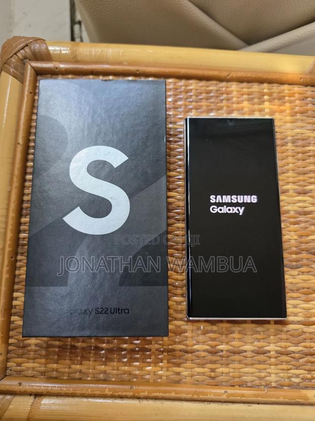Samsung Galaxy S22 Ultra 5G 512 GB White - main view