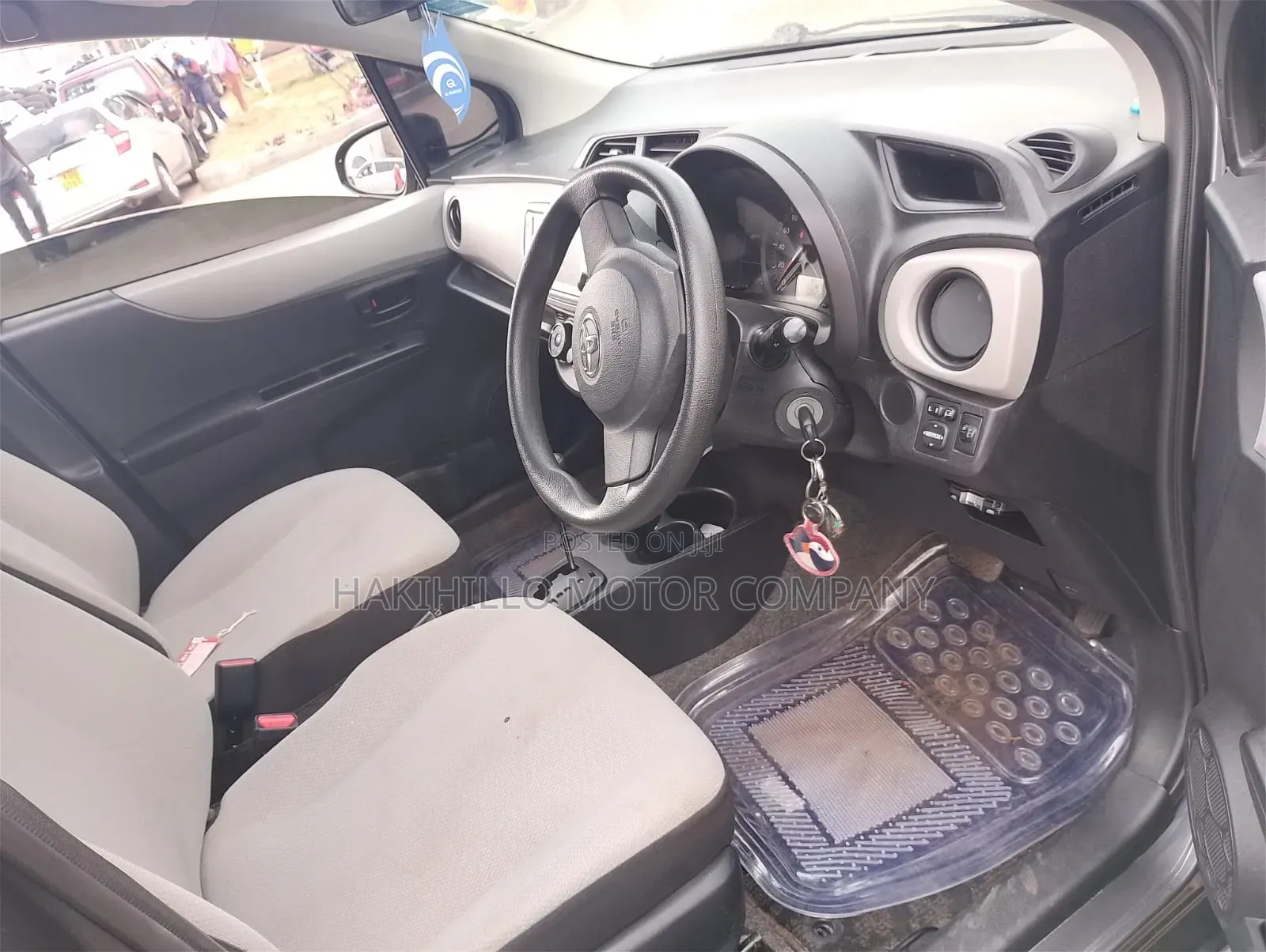 Toyota Vitz 2012 Gray