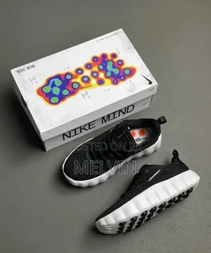Nike Mind 002