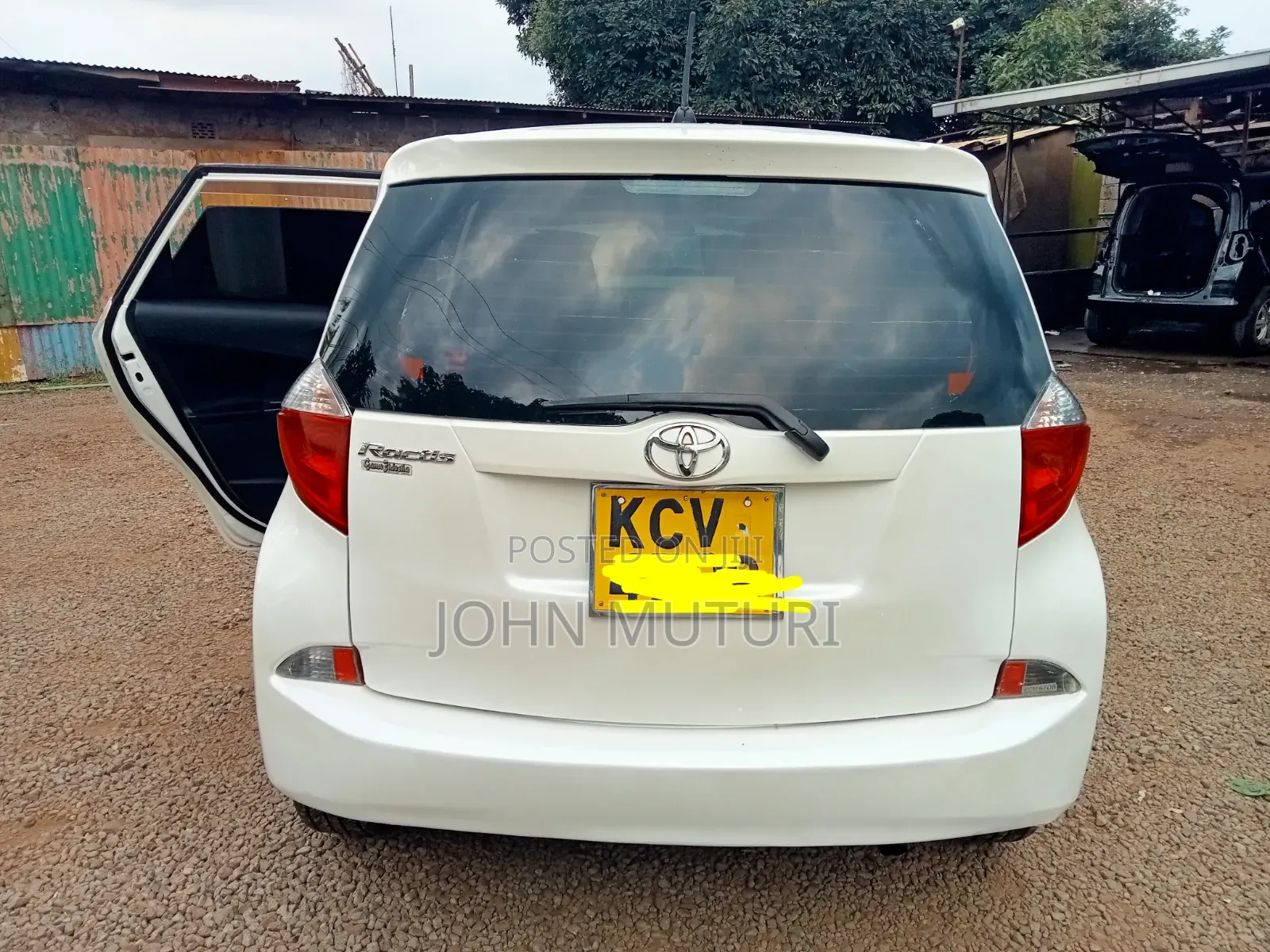 Toyota Ractis 2013 White