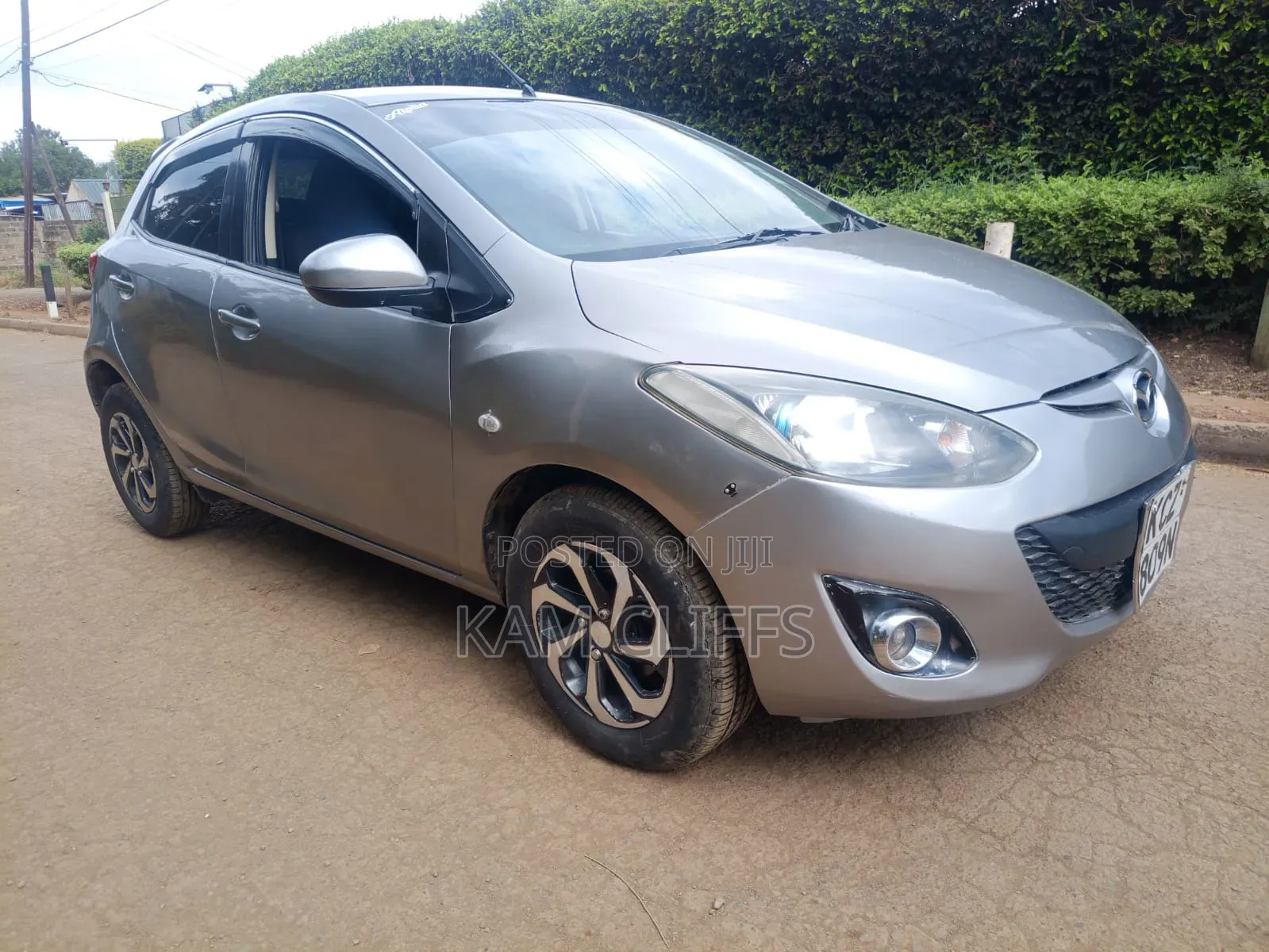 Mazda Demio 2013 Silver