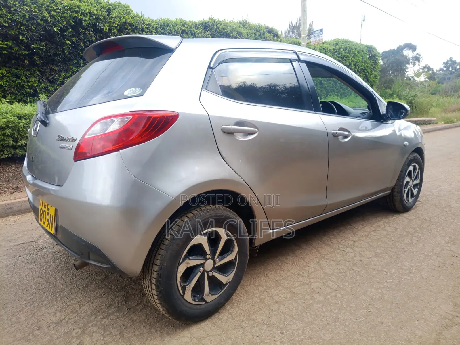 Mazda Demio 2013 Silver