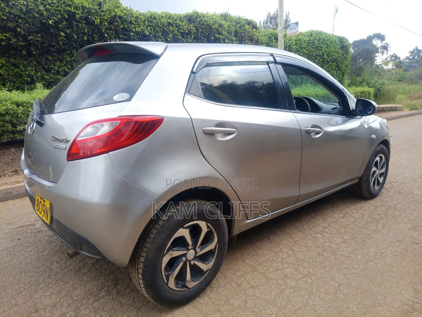 Mazda Demio 2013 Silver