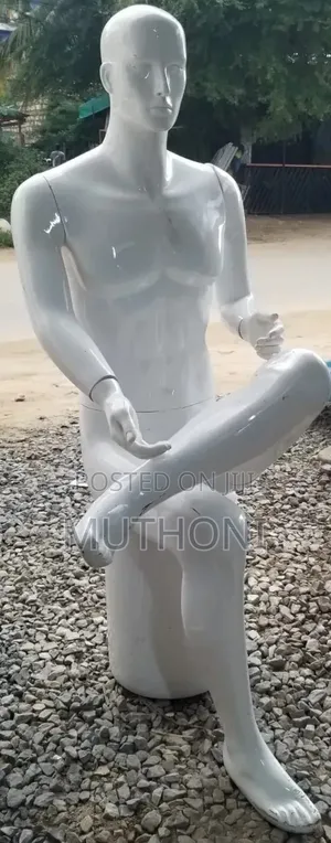 White Fibre Sitting Male Mannequin