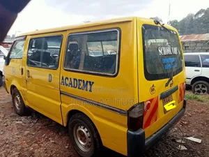 Nissan Vanette 2008 Yellow