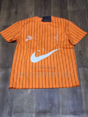Quality Casual Nike Chrome Designer Unisex Baggy T Shirts Available