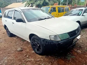 Nissan Advan 2005 White