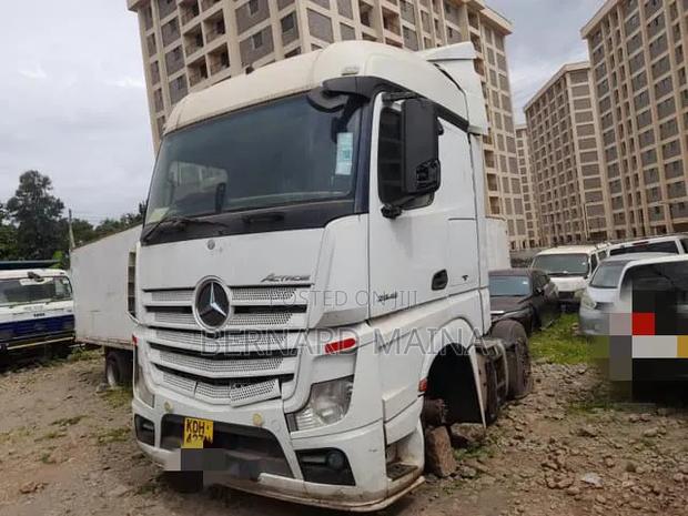 Mercedes-Benz Actros 2015 White