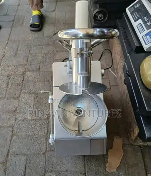 Multifactiona Commercial Vegetable Cutting Machine