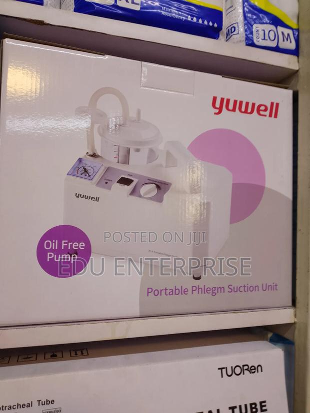 Yuwel Oil Free Pump Phlegm Suction Unit - main view