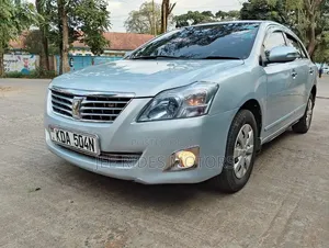 Toyota Premio 2014 Silver