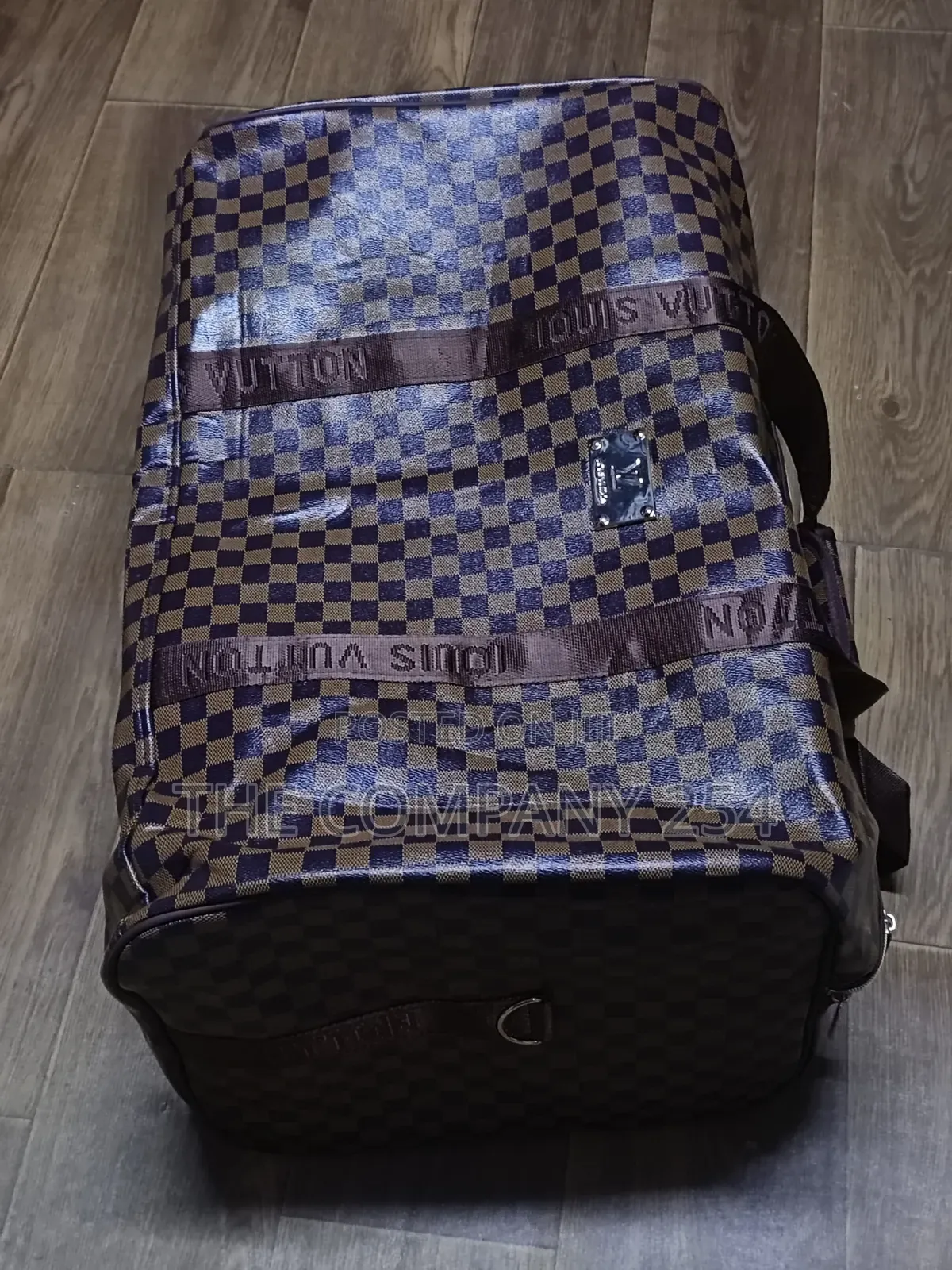 Quality Leather Designer Luiz Vtton Traveling Large Size Bag Available