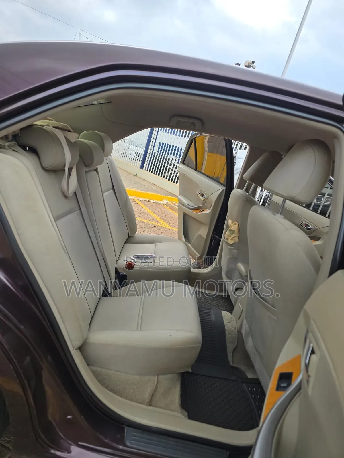 Toyota Premio 2009 Maroon