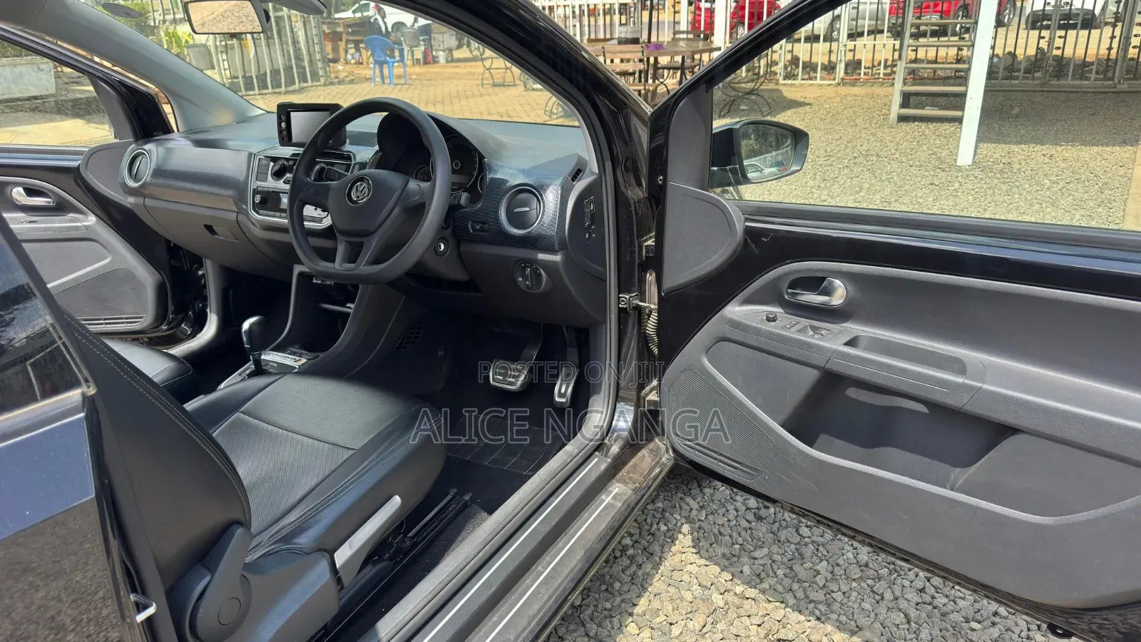 Volkswagen Up 2017 Black