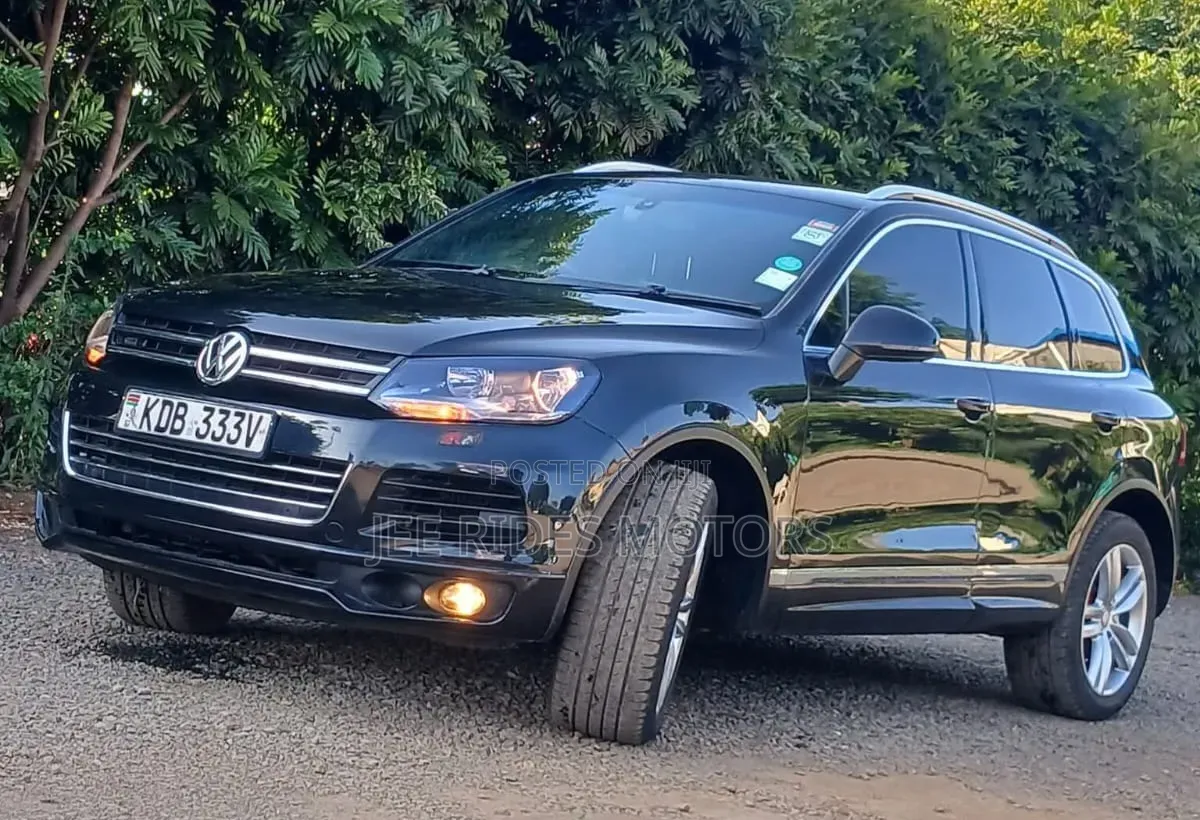 Volkswagen Touareg 2013 Black