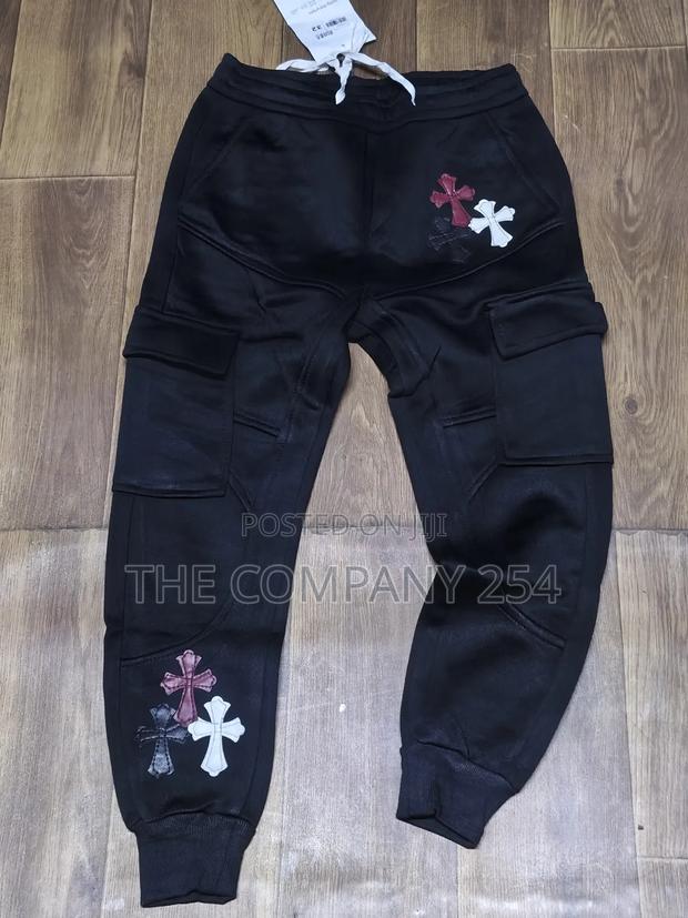 Quality Casual Chrome Heart Unisex Slim Fit Sweatpants Available - thumbnail 3