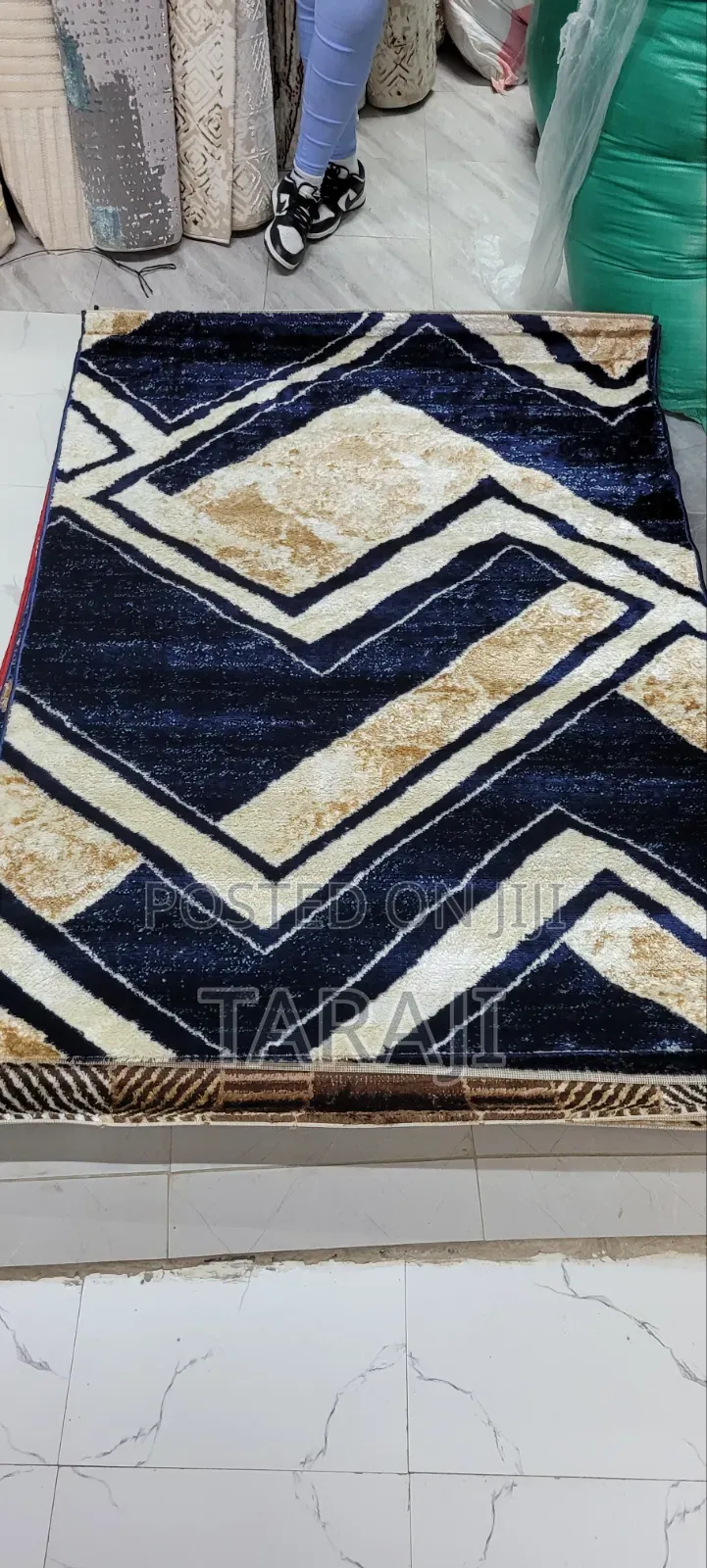 Authentic 4×6 Turkish Area Carpet - Luxury Accent Rug