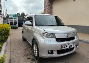 Toyota bB 2009 Silver