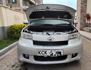 Toyota bB 2009 Silver