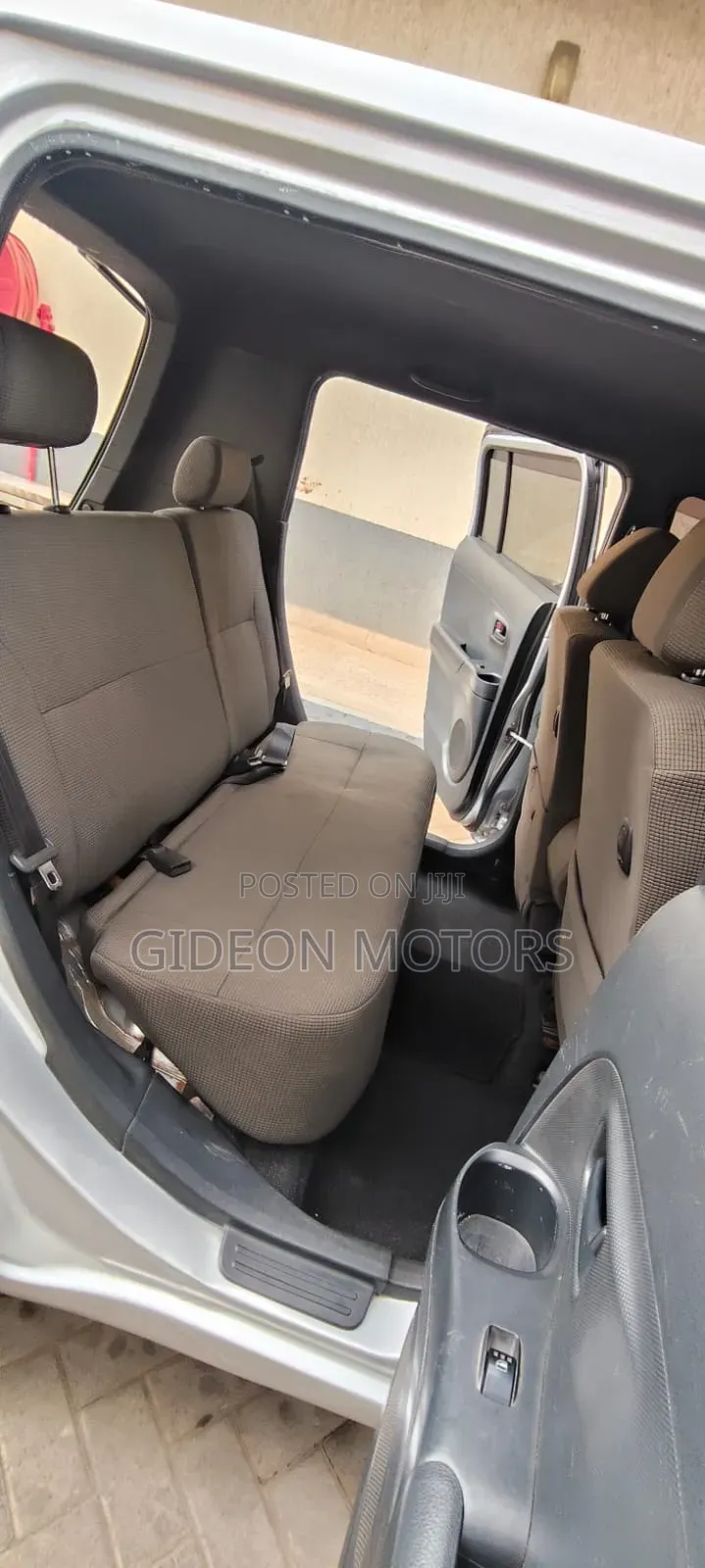 Toyota bB 2009 Silver