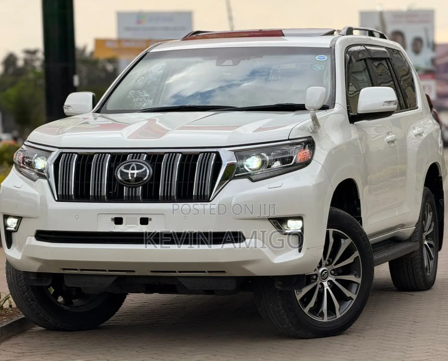 Toyota Land Cruiser Prado 2021 White