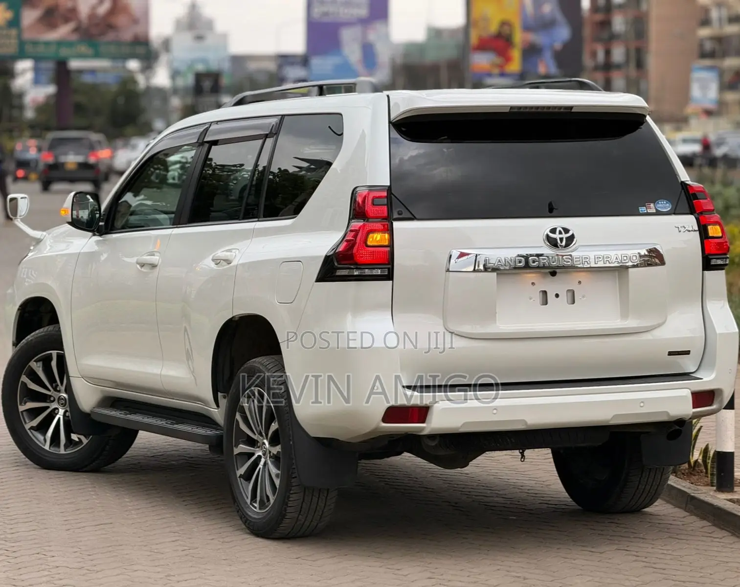 Toyota Land Cruiser Prado 2021 White
