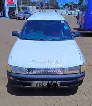 Toyota Corolla II 1999 White