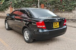 Toyota Axio 2010 Black