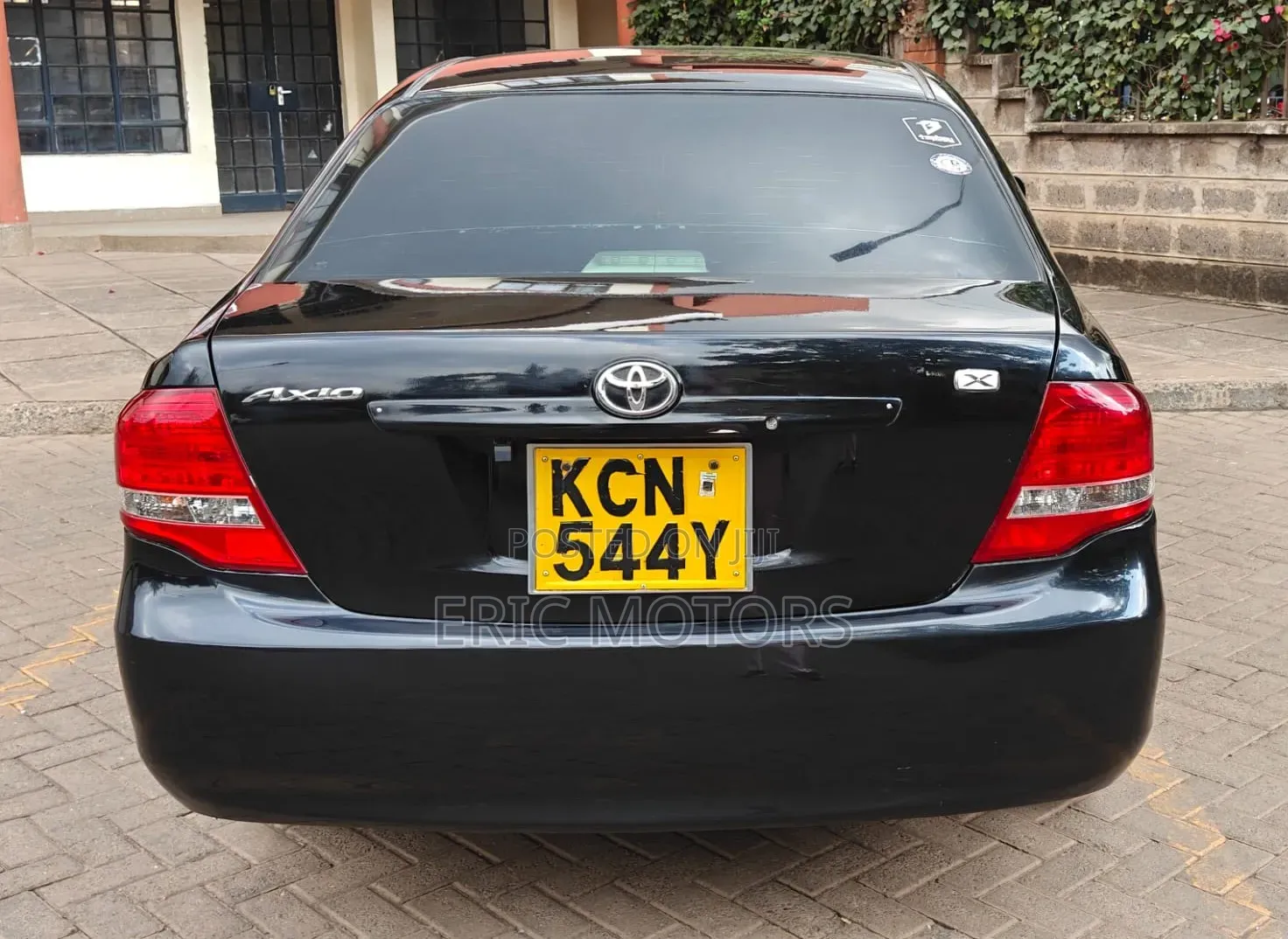 Toyota Axio 2010 Black