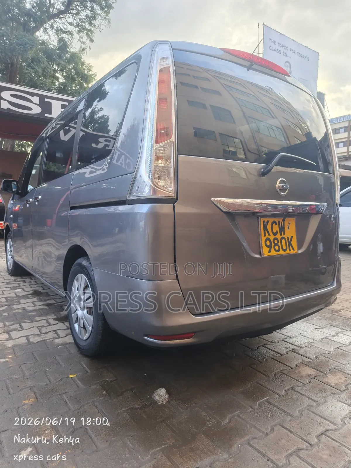 Nissan Serena 2012 Gray