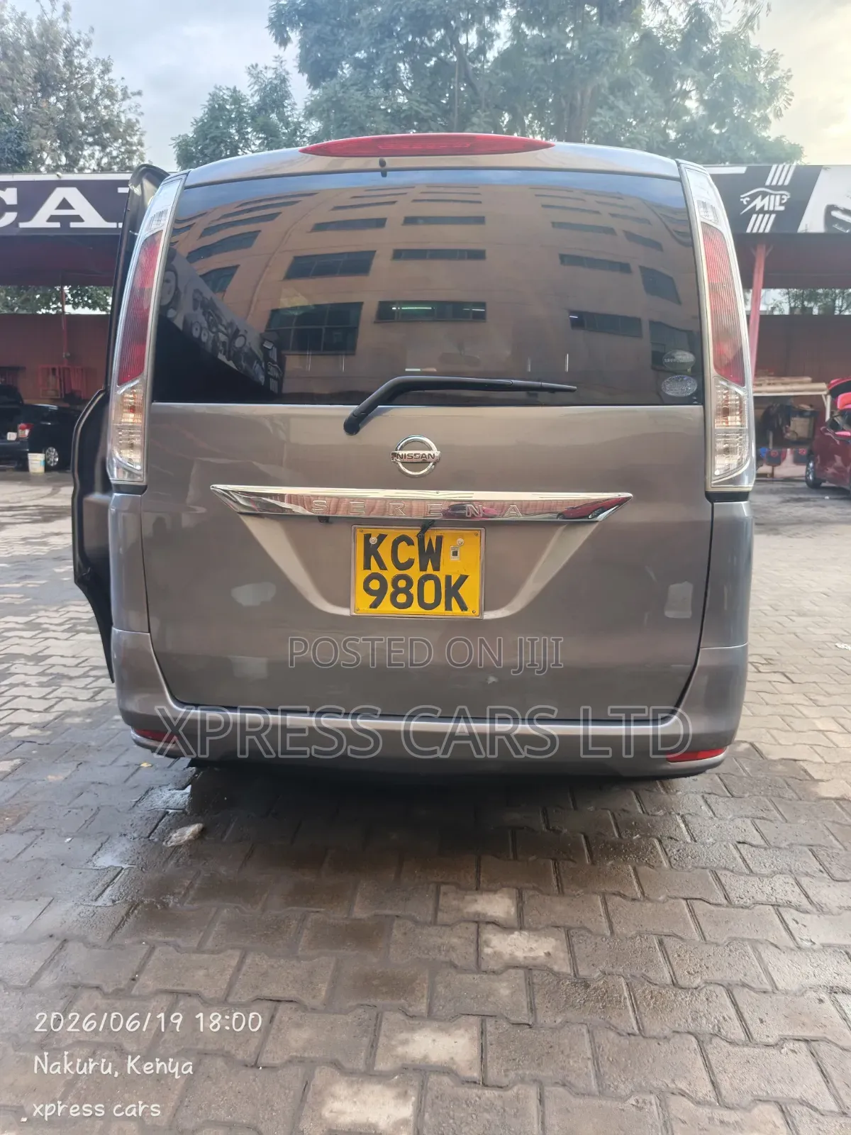 Nissan Serena 2012 Gray