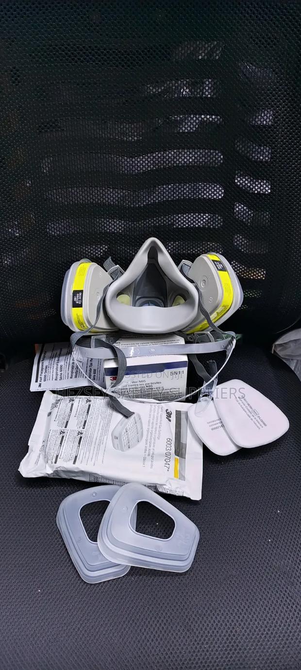 Quality 3m 6200 Half Face Respirator Mask (Complete With Accessories) - thumbnail 2