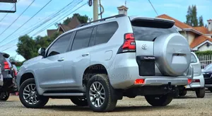 Toyota Land Cruiser Prado 2019 Silver
