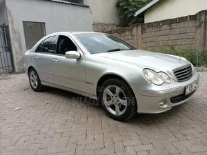 Mercedes-Benz C180 2007 Silver