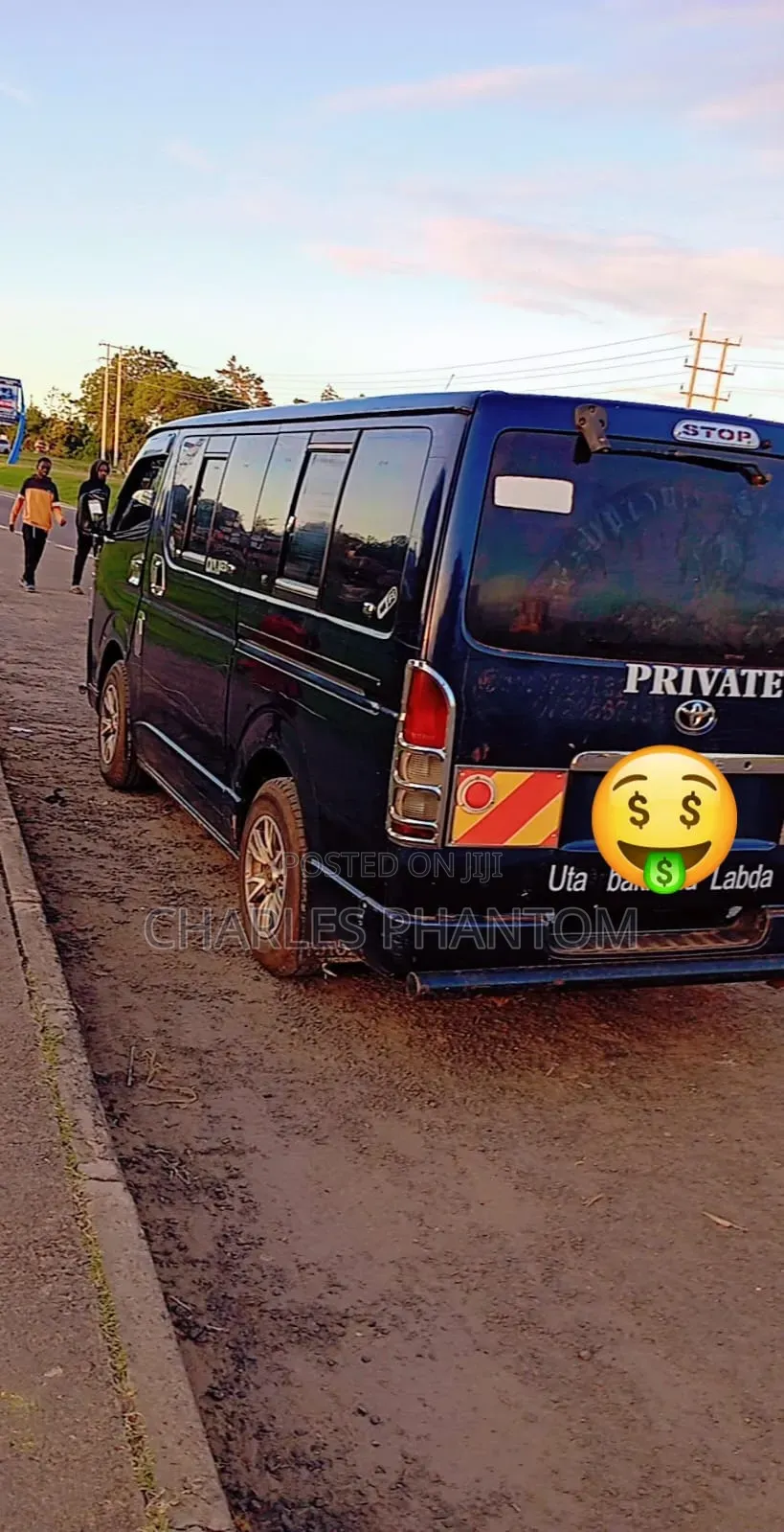 Toyota HiAce 2013 Blue